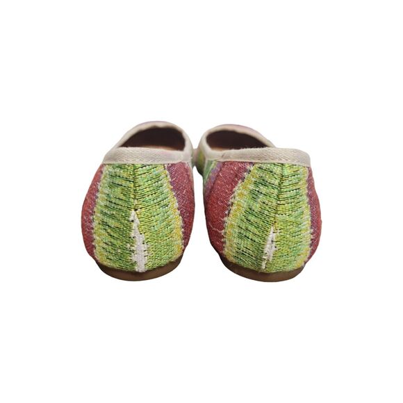 Born Rainbow Flats Women 8M F01933 EUC Casual Dress Stripe Slipon - Picture 6 of 8